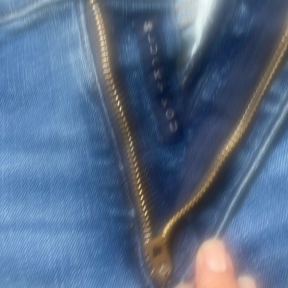 Lucky Brand Skinny Jeans - Picture 15 of 15